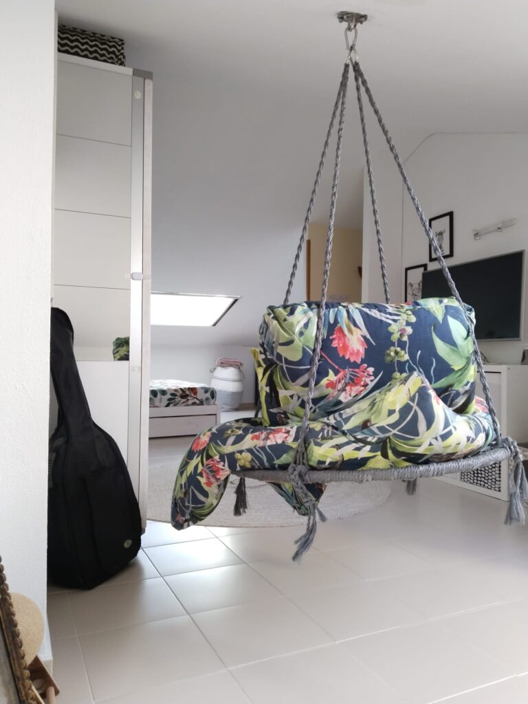 13 Jennifer Barrantes